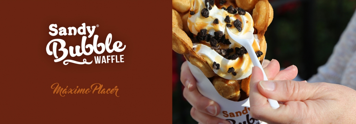 Sandy Bubble Waffle gofres con helado Sandy Bubble Waffle gofres con helado